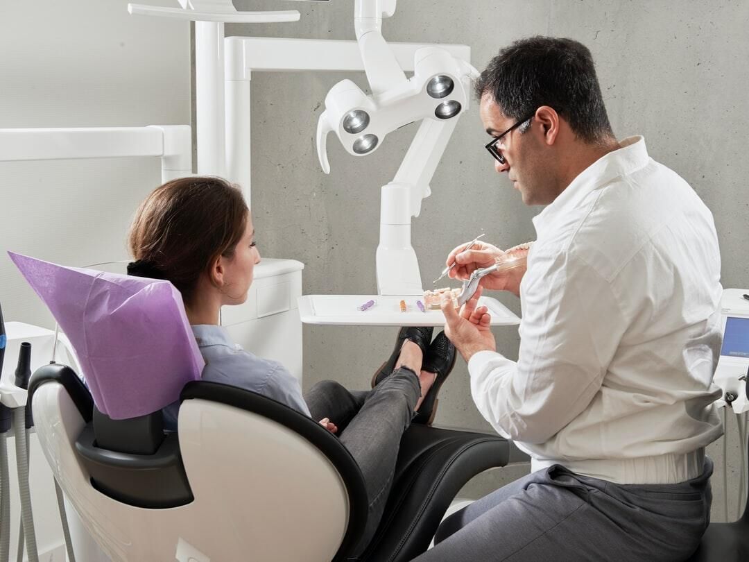Top Alternatives to Dental Implants: A Tustin, CA Dentist's Guide